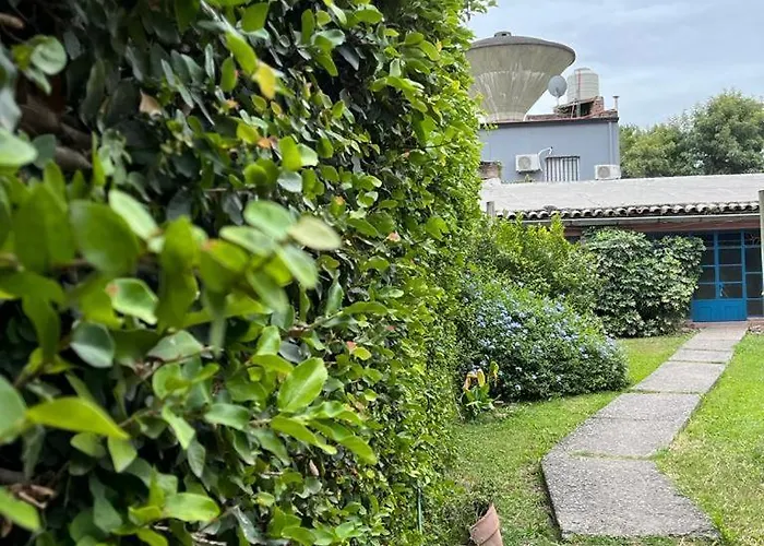 Casa De Huespedes La Escondida